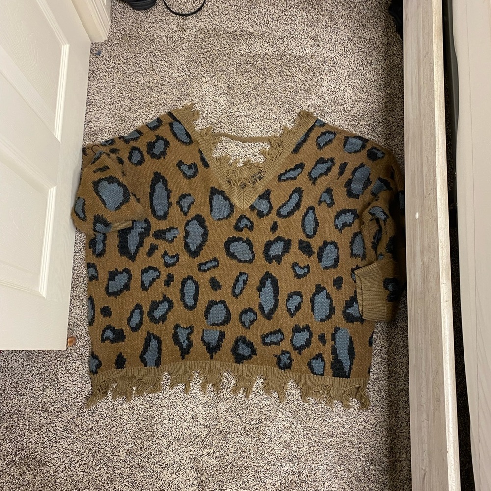 Leopard sweater
